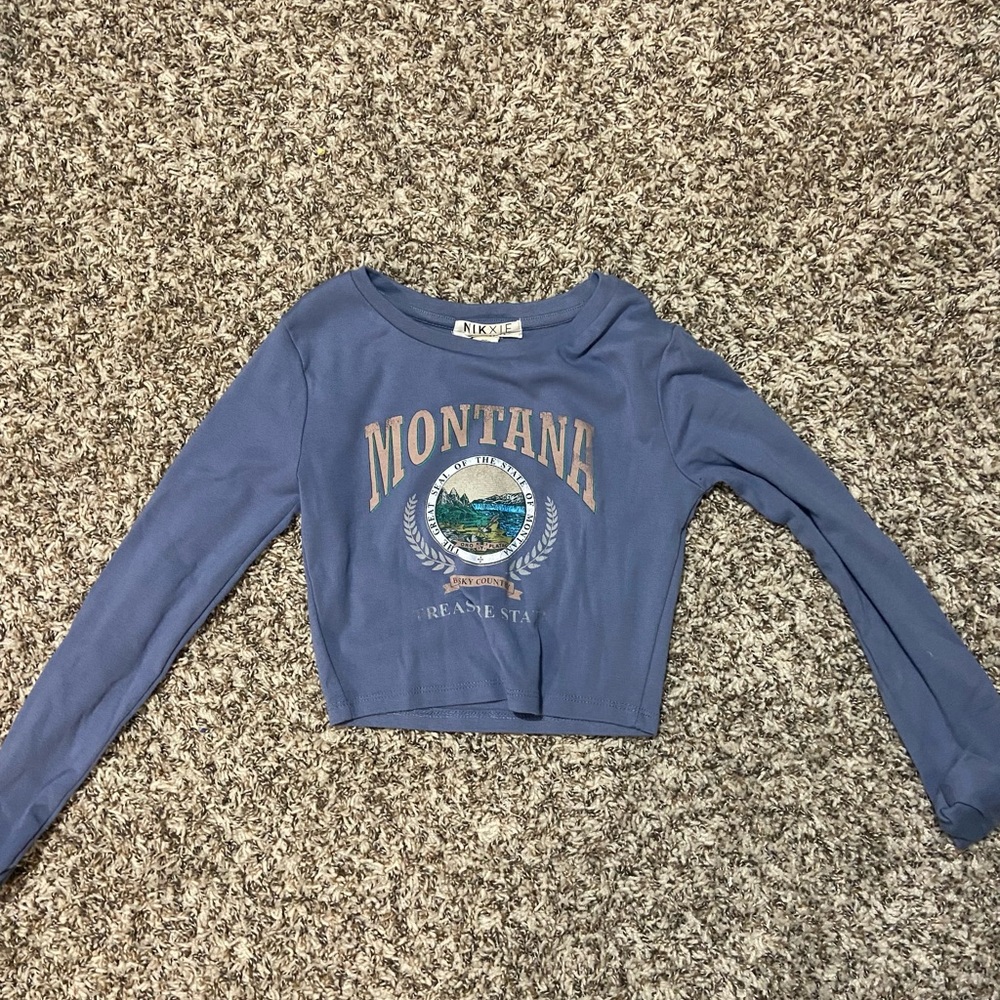 Women’s XS NikXie graphic cropped tee